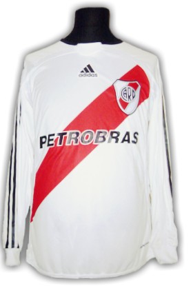 06 07 River Plate LS home