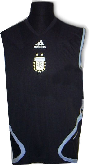 08-09 Argentina Sleeveless Top (black)