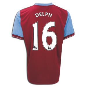 09-10 Aston Villa home (Delph 16)