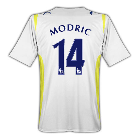 09-10 Tottenham home (Modric 14)