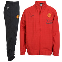 09-10 Man Utd Woven Tracksuit (Red)