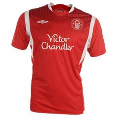 09-10 Nottingham Forest home (with sponsor)
