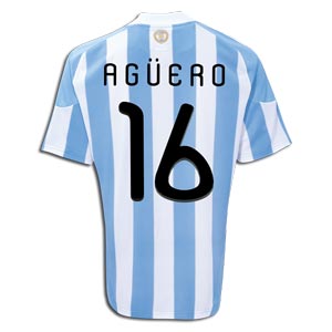 2010-11 Argentina World Cup Home (Aguero 16)