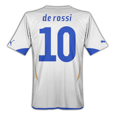 2010-11 Italy World Cup Away (De Rossi 10)