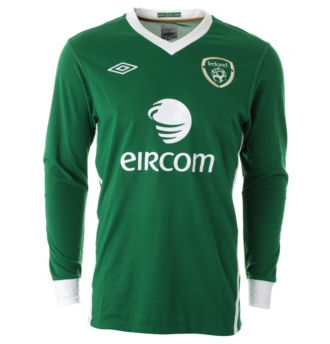 2010-11 Ireland Umbro Long Sleeve Home Shirt
