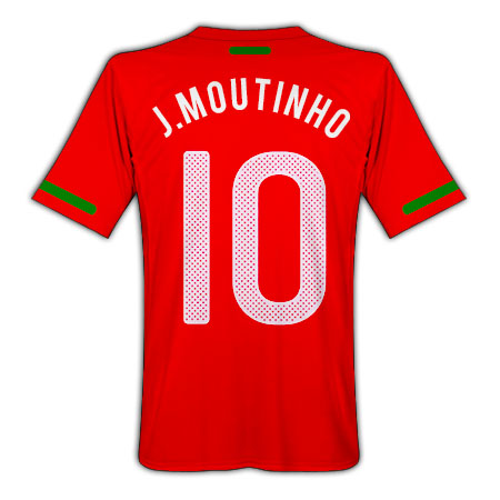 2010-11 Portugal World Cup Home (J.Moutinho 10)