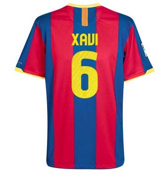 Buy the 2010-11 Barcelona Nike Home Shirt (Xavi 6)
