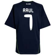 2010-11 Real Madrid Away Shirt (Raul 7)