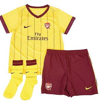 Buy the 2010-11 Arsenal Away Nike Little Boys Mini Kit