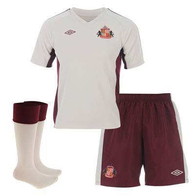2010-11 Sunderland Umbro Little Boys Away Mini Kit