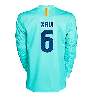 2010-11 Barcelona Nike Long Sleeve Away Shirt (Xavi 6)