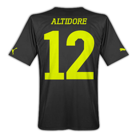 2010-11 Villarreal Puma Away Shirt (Altidore 12)