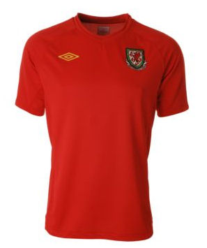 2010-11 Wales Home Umbro Football Shirt