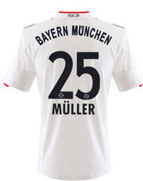 2011-12 Bayern Munich Away Shirt (Muller 25)