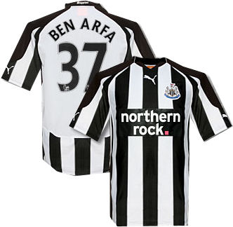 2010-11 Newcastle Home Shirt (Ben Arfa 37)