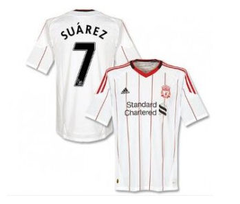 2010-11 Liverpool Away Shirt (Suarez 7)