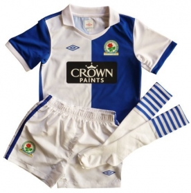 2010-11 Blackburn Umbro Little Boys Home Mini Kit