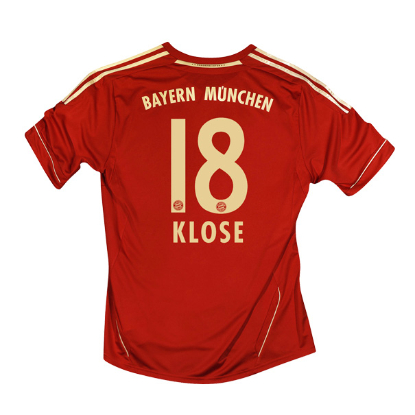 2011-12 Bayern Munich Home Shirt (Klose 18)