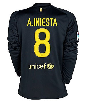 2011-12 Barcelona Nike L/s Away Shirt (a. Iniesta 8)
