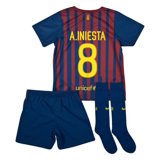 2011-12 Barcelona Home Little Boys Mini Kit (A.Iniesta 8)