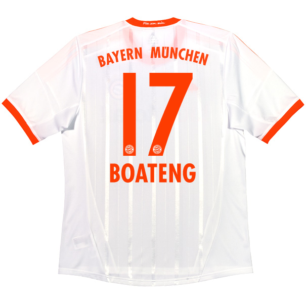 2012-13 Bayern Munich Away Shirt (Boateng 17)