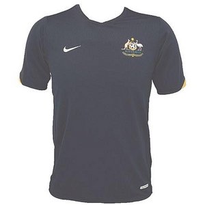 06-07 Australia away (Cahill 4)