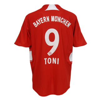 08-09 Bayern Munich home (Toni 9)