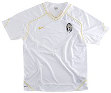 07-08 Juventus Pre-Match Training Top (White)