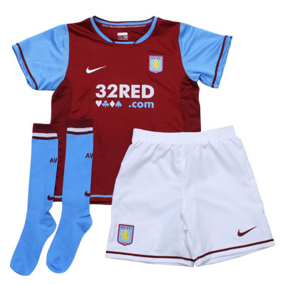 07-08 Aston Villa Little Boys home