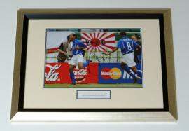 Ronaldinho Signed Picture 8x10 Ronaldinho Signed Picture 8x10