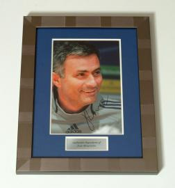 Jose Mourinho Signed 10 x 8 Photo