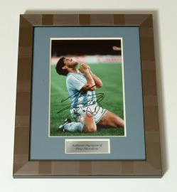 Diego Maradona Signed 10 x 8 Photo