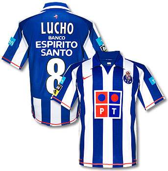 07-08 Porto home (Lucho 8)