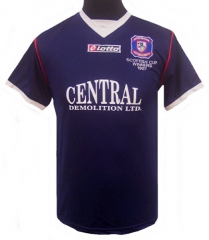 07-08 Falkirk home