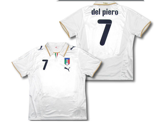 08-09 Italy away (Del Piero 7)