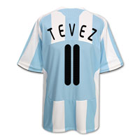 08-09 Argentina home (Tevez 11)