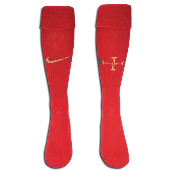08-09 Portugal home socks