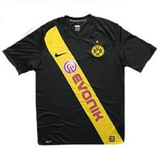08-09 Borrusia Dortmund away