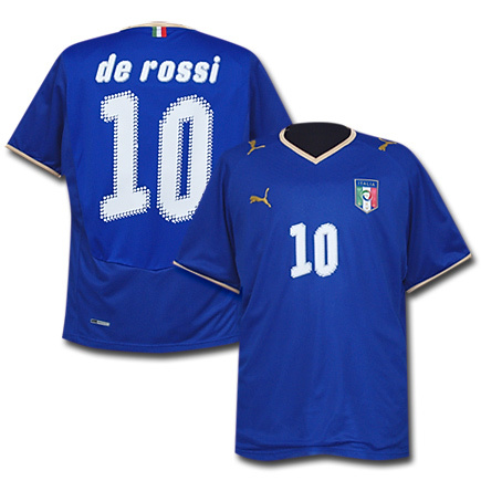 08-09 Italy home (De Rossi 10)