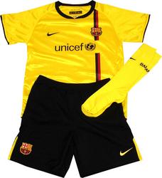 08-09 Barcelona Little Boys away