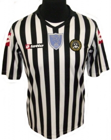 08 09 Udinese home