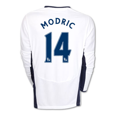 08-09 Tottenham L/S home (Modric 14)