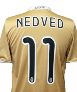 08-09 Juventus away (Nedved 11)