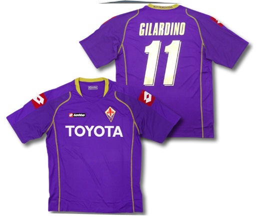 0809 Fiorentina home (Gilardino 11)