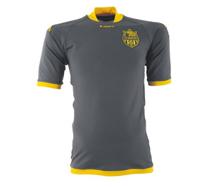 08-09 Nantes away
