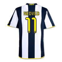 08-09 Juventus home (Nedved 11)