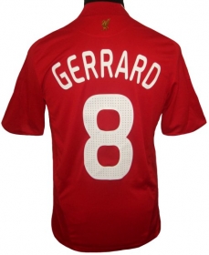 08-09 Liverpool home (Gerrard 8) CL