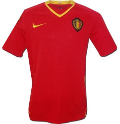 08-09 Belgium home (Kompany 4)
