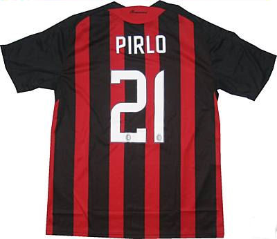 08-09 AC Milan home (Pirlo 21)
