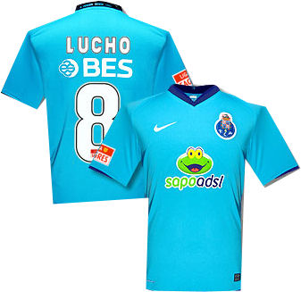 08-09 Porto away (Lucho 8)